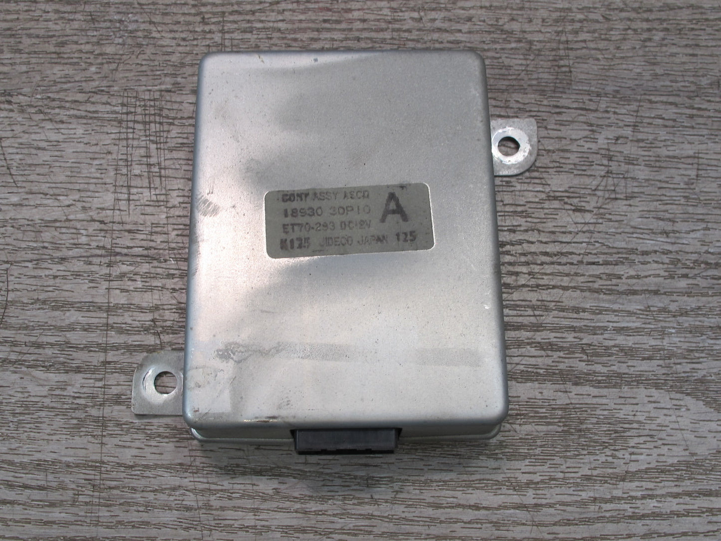 90-96 Nissan Z32 300ZX Cruise Control Module 18930-30P10 OEM