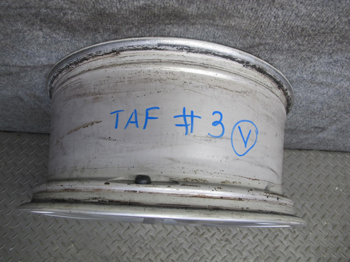 10-16 Audi B8 A4 S4 Factory R18 18" Alloy Wheel Rim 18x8J ET47 8K0601025J OEM