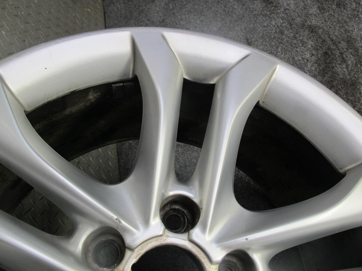 10-16 Audi B8 A4 S4 Factory R18 18" Alloy Wheel Rim 18x8J ET47 8K0601025J OEM