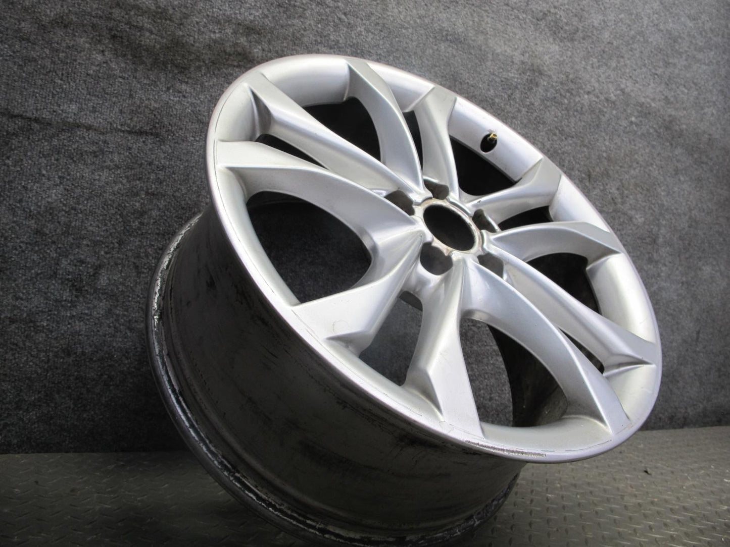 10-16 Audi B8 A4 S4 Factory R18 18" Alloy Wheel Rim 18x8J ET47 8K0601025J OEM