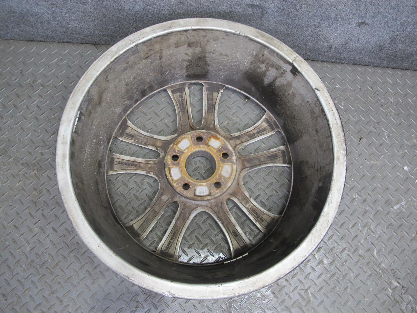 10-16 Audi B8 A4 S4 Factory R18 18" Alloy Wheel Rim 18x8J ET47 8K0601025J OEM