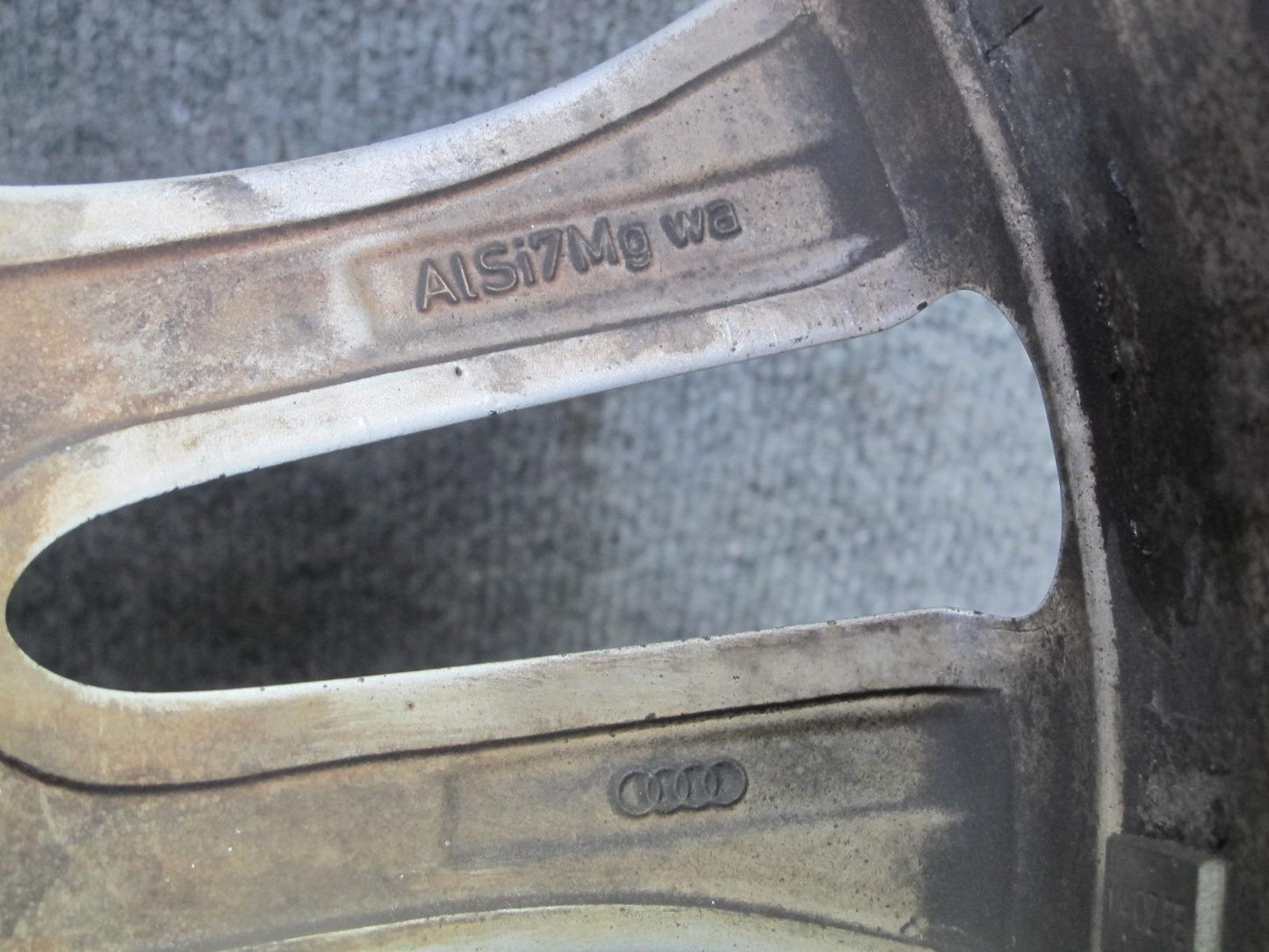 10-16 Audi B8 A4 S4 Factory R18 18" Alloy Wheel Rim 18x8J ET47 8K0601025J OEM