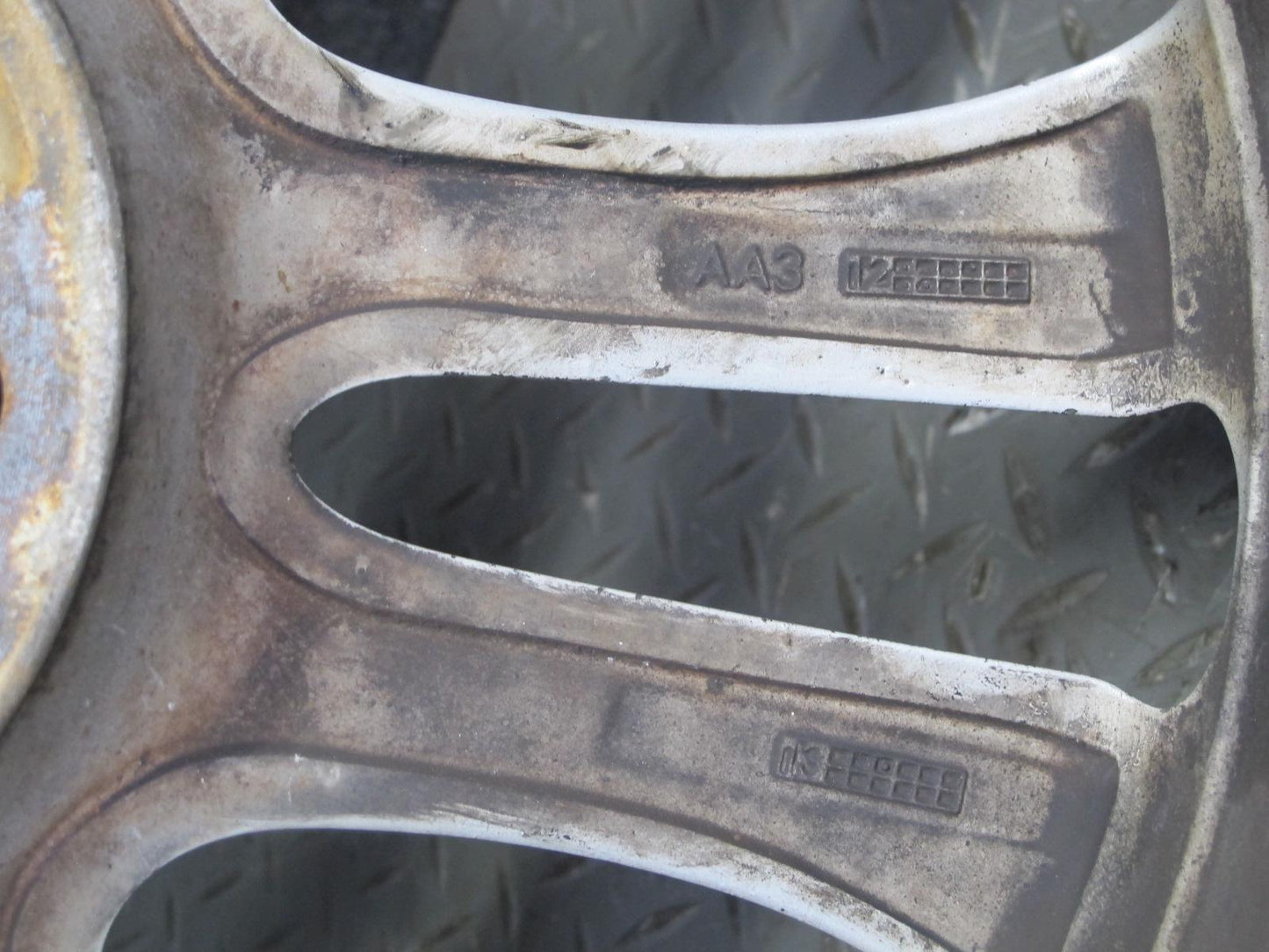 10-16 Audi B8 A4 S4 Factory R18 18" Alloy Wheel Rim 18x8J ET47 8K0601025J OEM