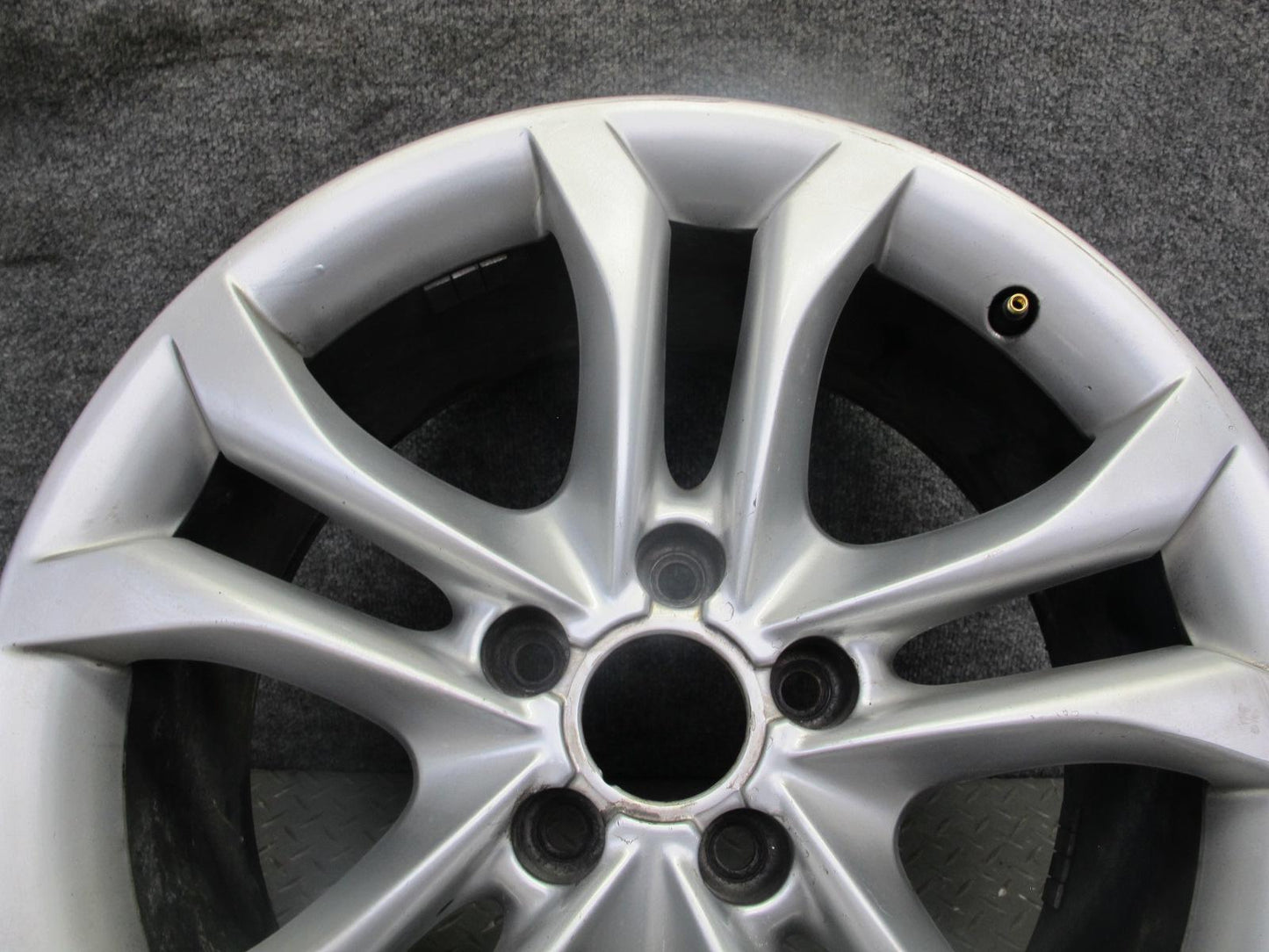 10-16 Audi B8 A4 S4 Factory R18 18" Alloy Wheel Rim 18x8J ET47 8K0601025J OEM