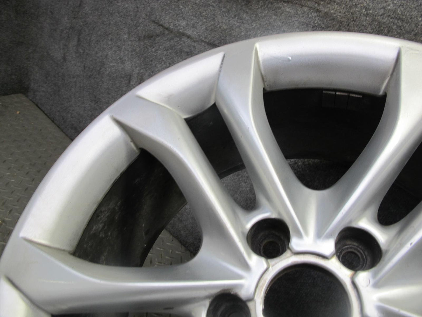 10-16 Audi B8 A4 S4 Factory R18 18" Alloy Wheel Rim 18x8J ET47 8K0601025J OEM