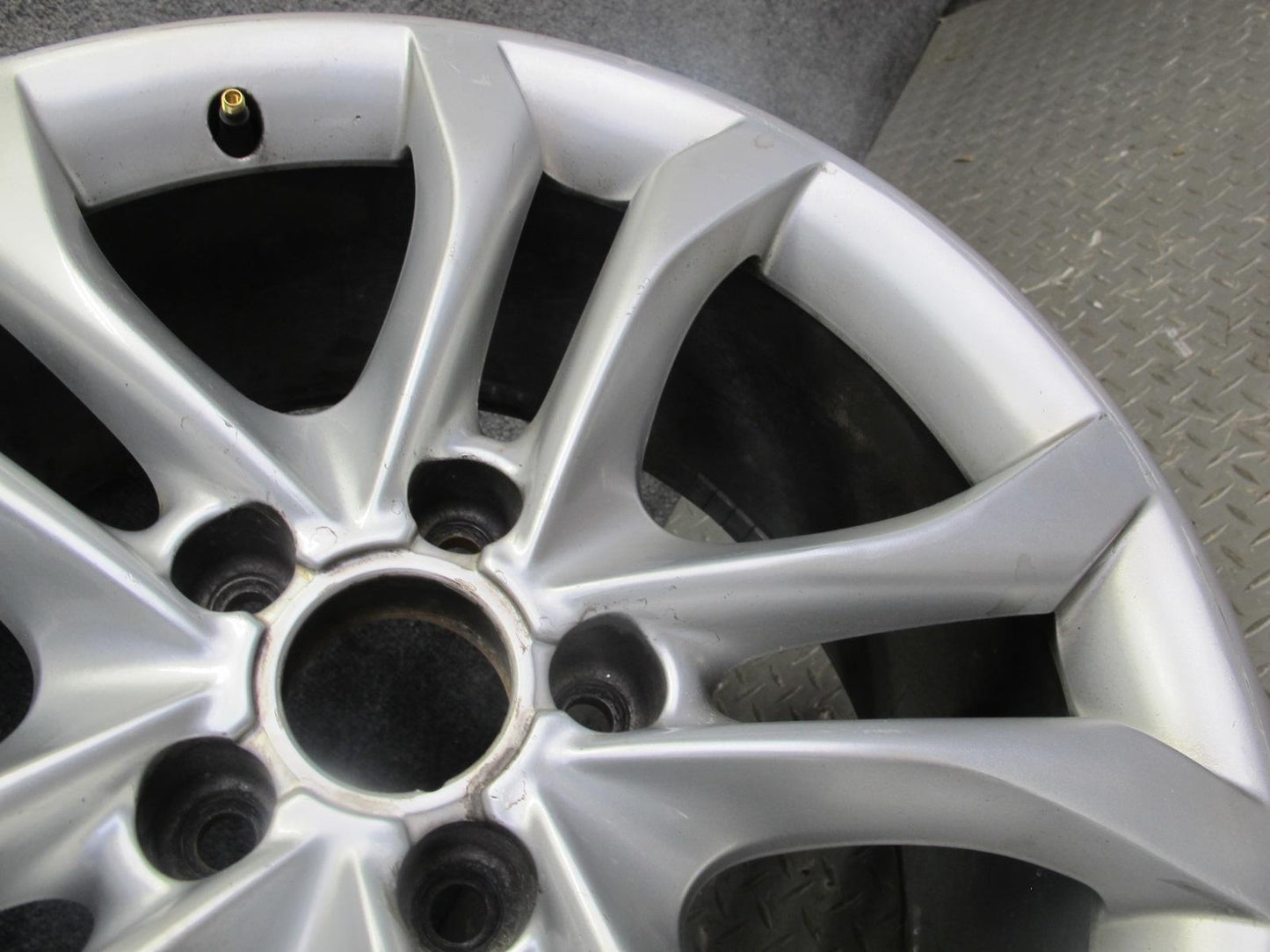 10-16 Audi B8 A4 S4 Factory R18 18" Alloy Wheel Rim 18x8J ET47 8K0601025J OEM