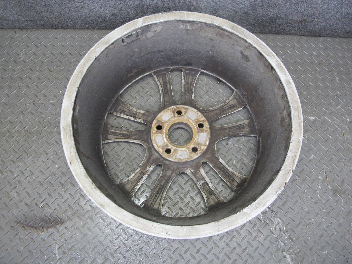 10-16 Audi B8 A4 S4 Factory R18 18" Alloy Wheel Rim 18x8J ET47 8K0601025J OEM