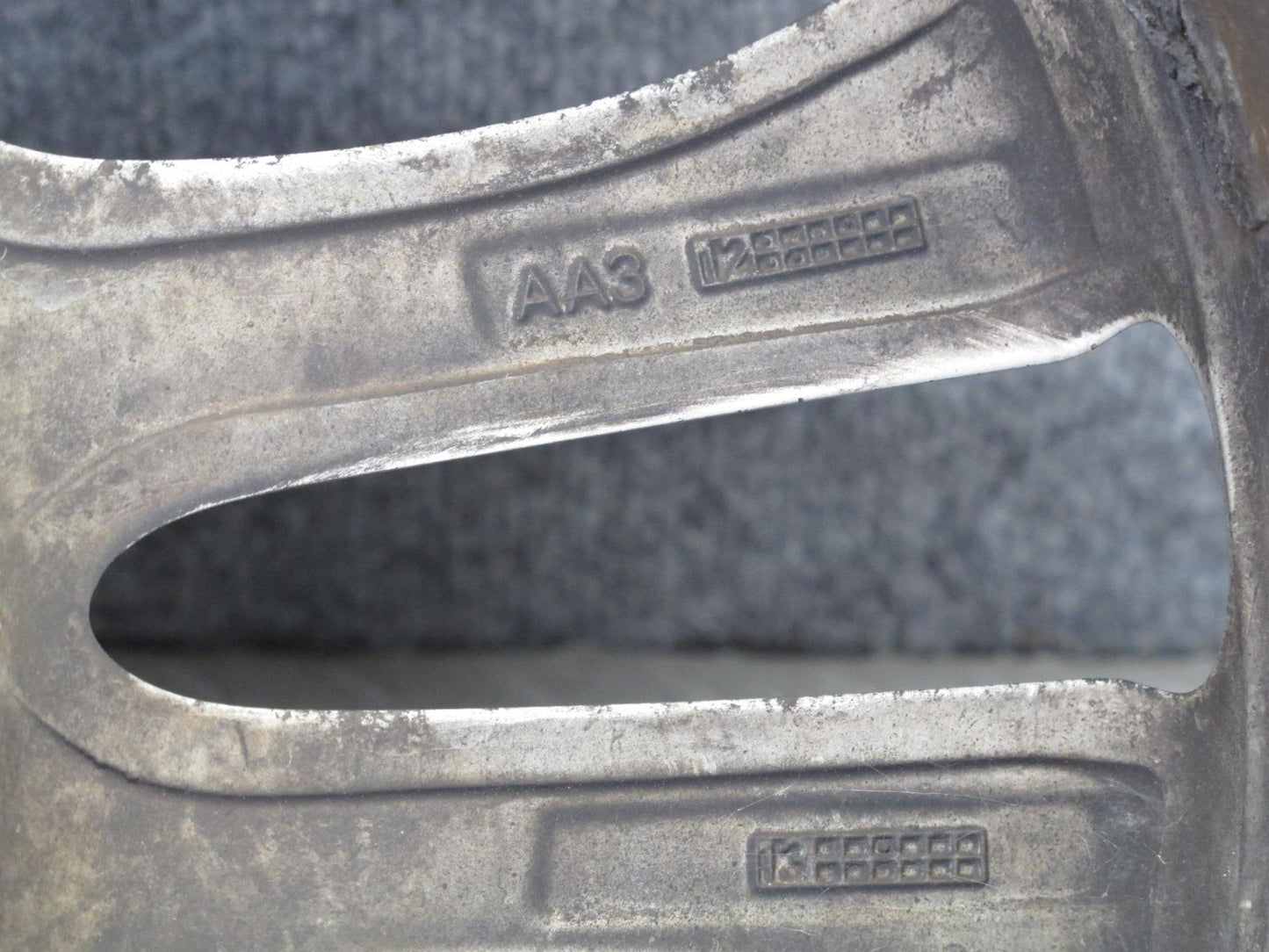 10-16 Audi B8 A4 S4 Factory R18 18" Alloy Wheel Rim 18x8J ET47 8K0601025J OEM