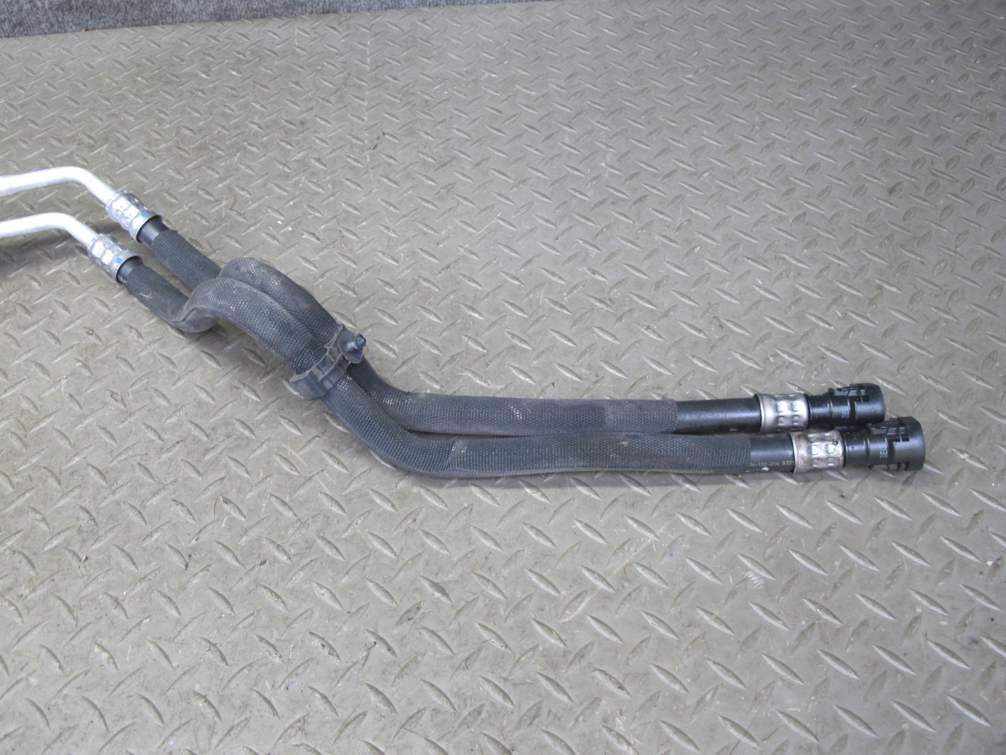 2012-2018 BMW F12 F13 M6 S63T Automatic Transmission Oil Cooler Line Pipe Hose