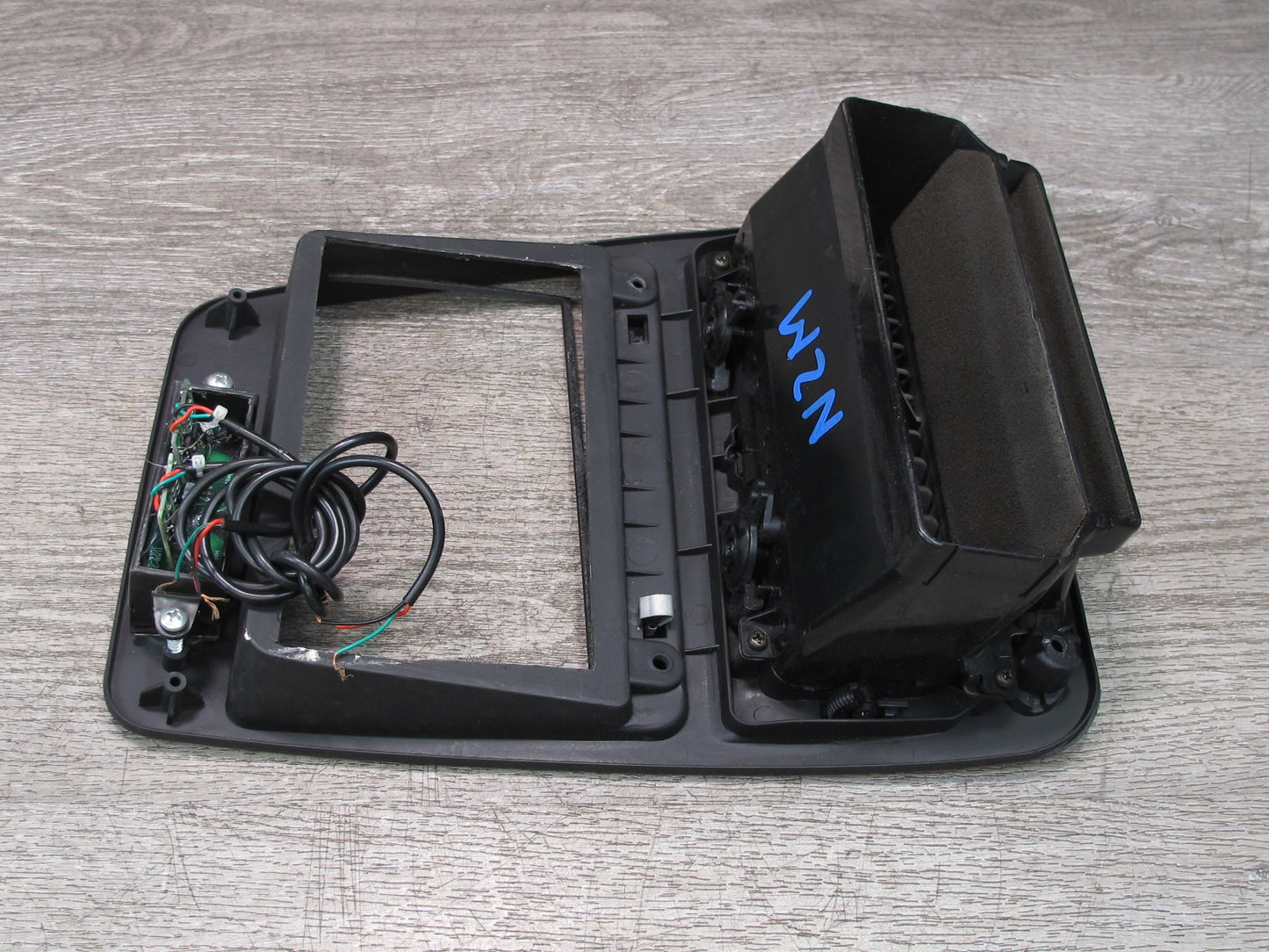 90-91 Nissan Z32 300ZX Dash Center Radio Climate Trim Panel Air Vent w Clock OEM