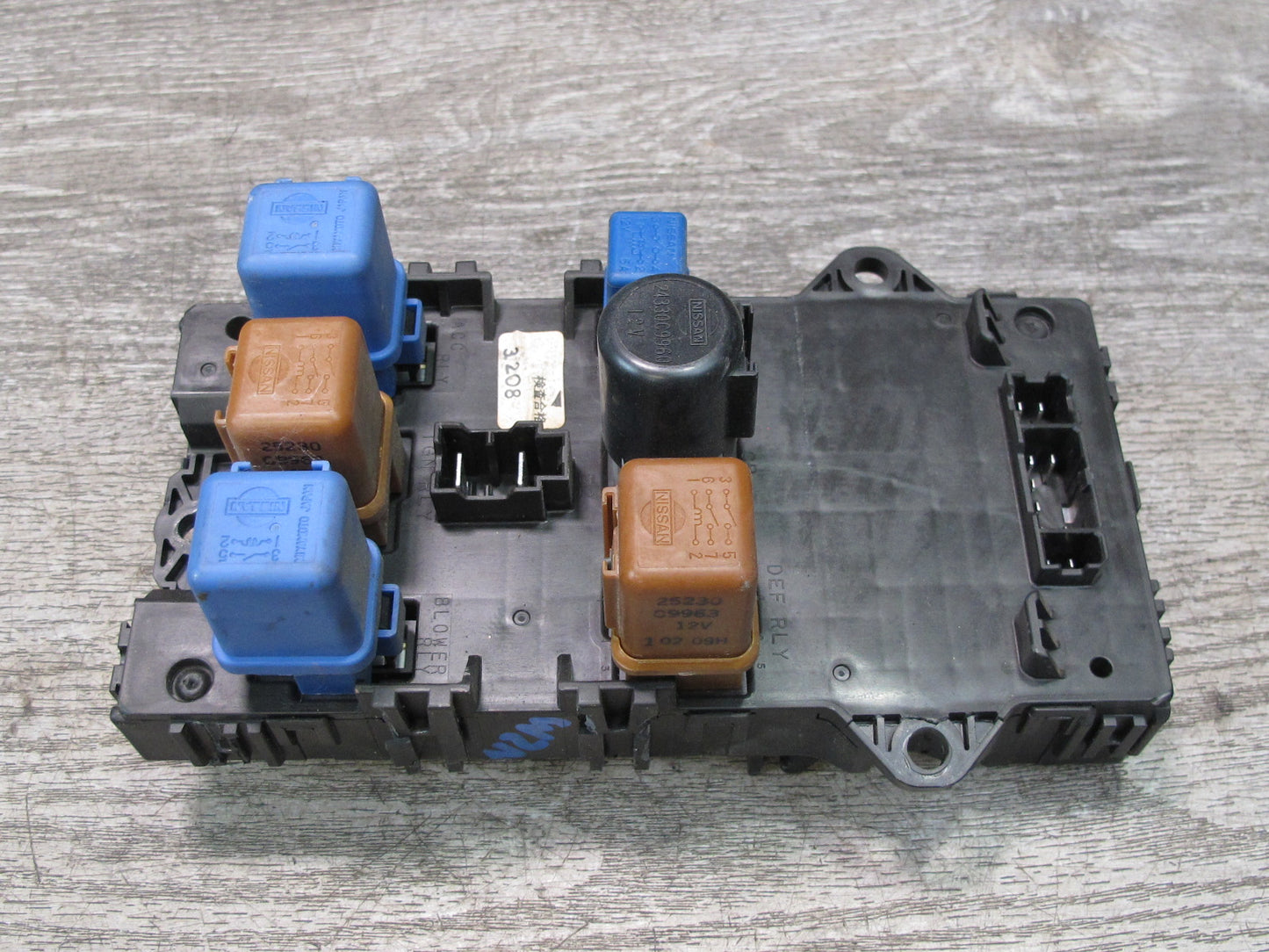 90-96 Nissan Z32 300ZX Turbo A/T Interior Cabin Fuse Relay Box OEM
