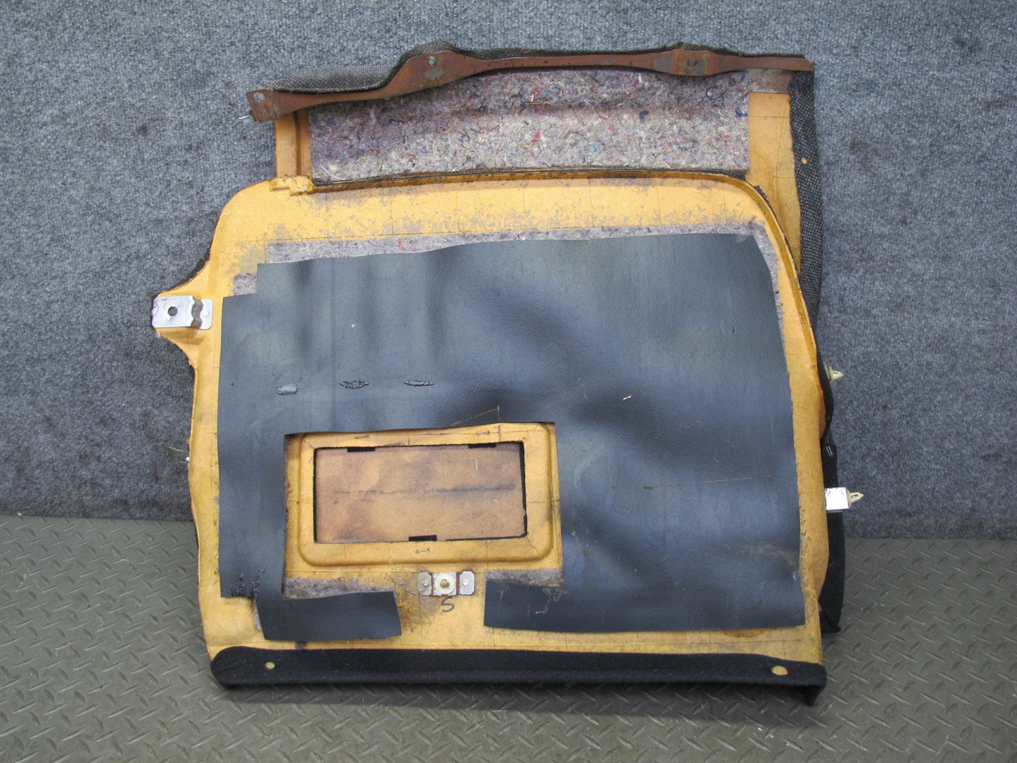 90-91 Nissan Z32 300ZX 2+0 Set of 2 Rear Left & Right Luggage Trim Cover OEM