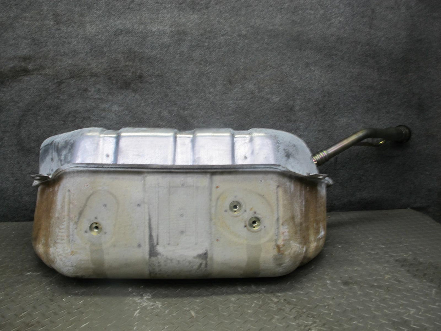 95-97 Toyota Celsior Lexus LS400 UCF20 Fuel Gas Tank Filler Neck Assembly OEM