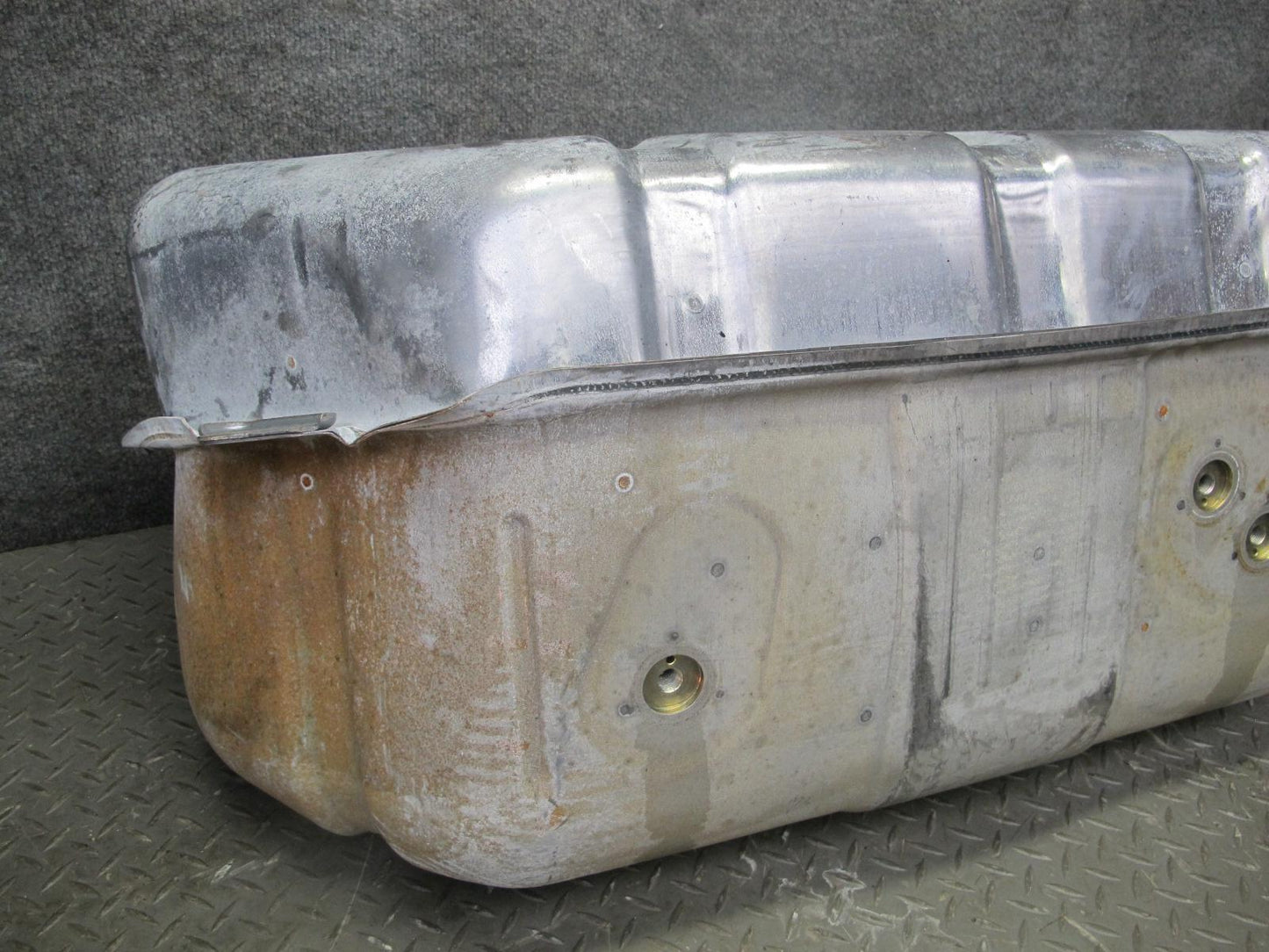 95-97 Toyota Celsior Lexus LS400 UCF20 Fuel Gas Tank Filler Neck Assembly OEM