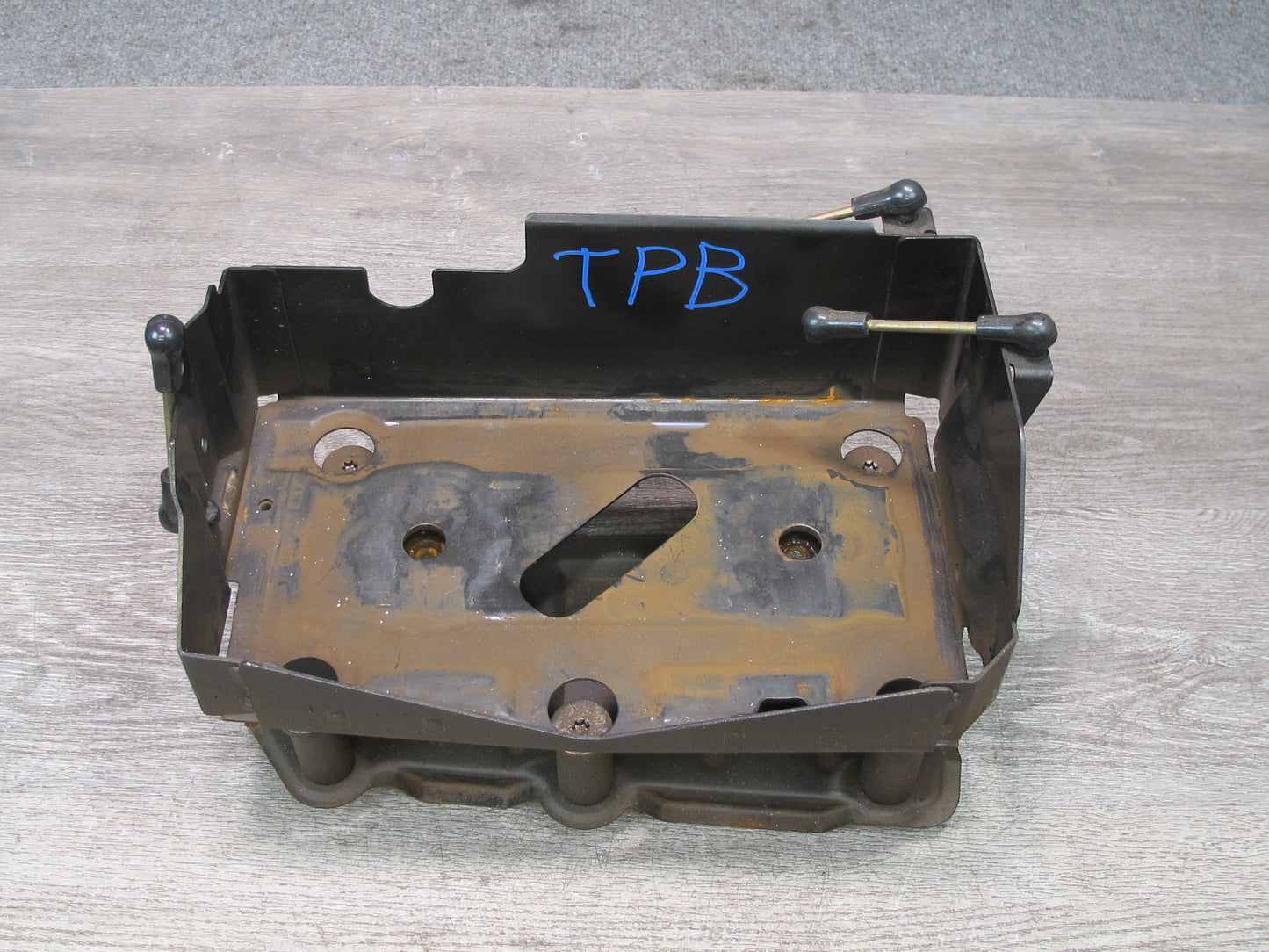 01-06 BMW E46 330ci Convertible Battery Tray Vibration Absorber Bracket Assy OEM