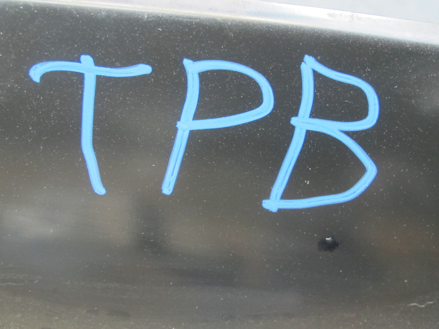 01-06 BMW E46 330ci Convertible Battery Tray Vibration Absorber Bracket Assy OEM