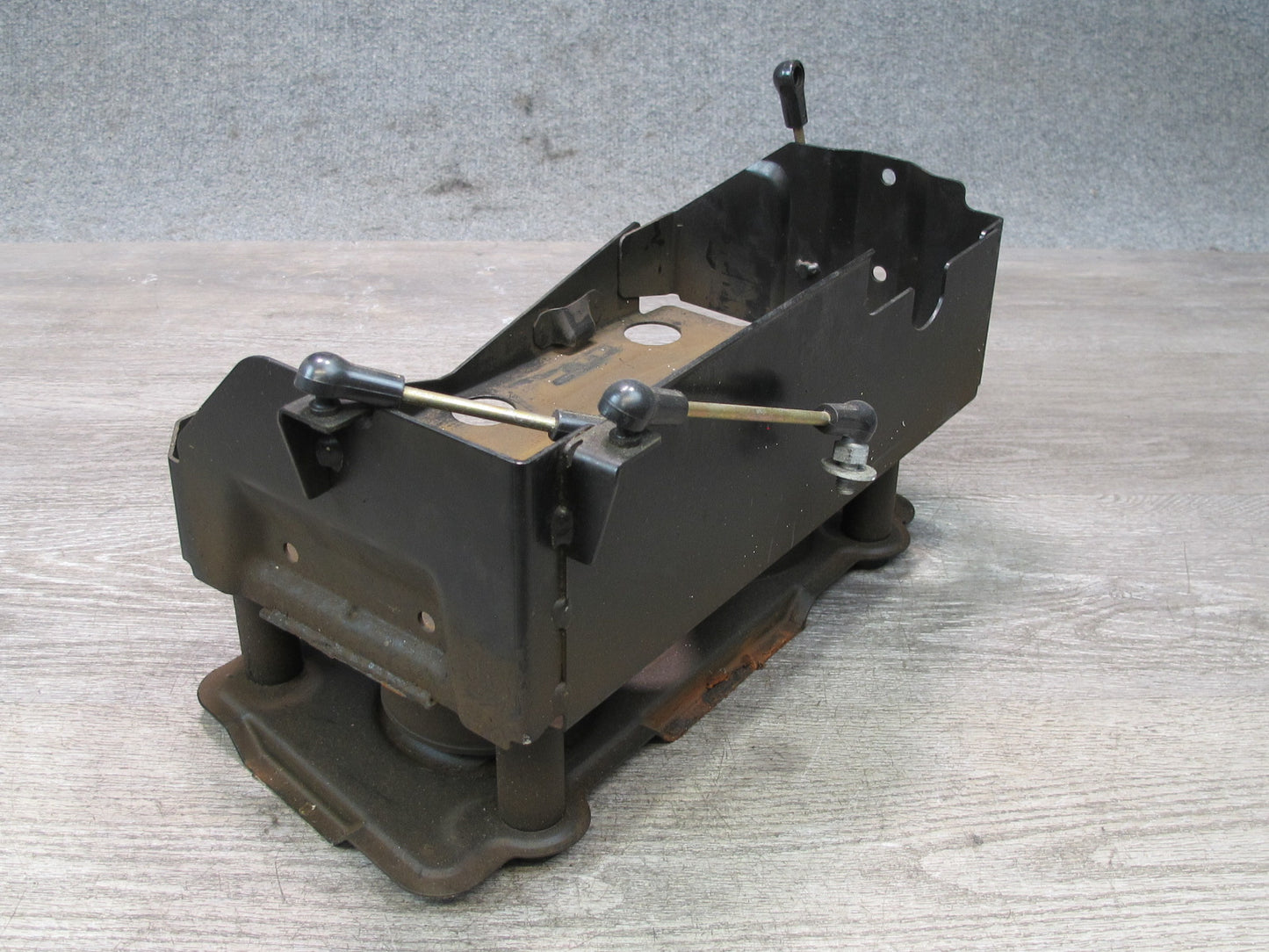 01-06 BMW E46 330ci Convertible Battery Tray Vibration Absorber Bracket Assy OEM