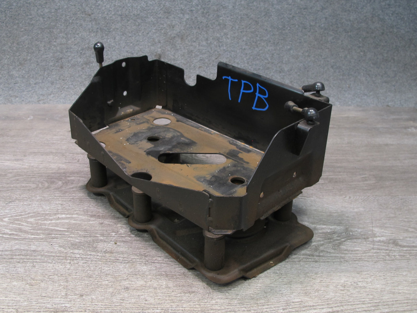 01-06 BMW E46 330ci Convertible Battery Tray Vibration Absorber Bracket Assy OEM