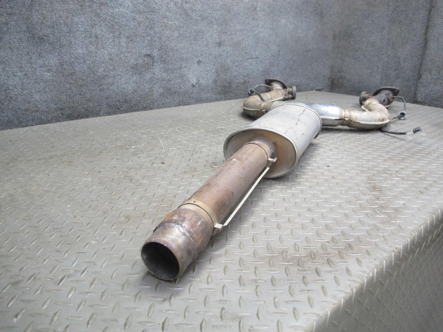 95-97 Toyota Celsior UCF20 Exhaust Intermediate Y Pipe w Lambda Sensor OEM