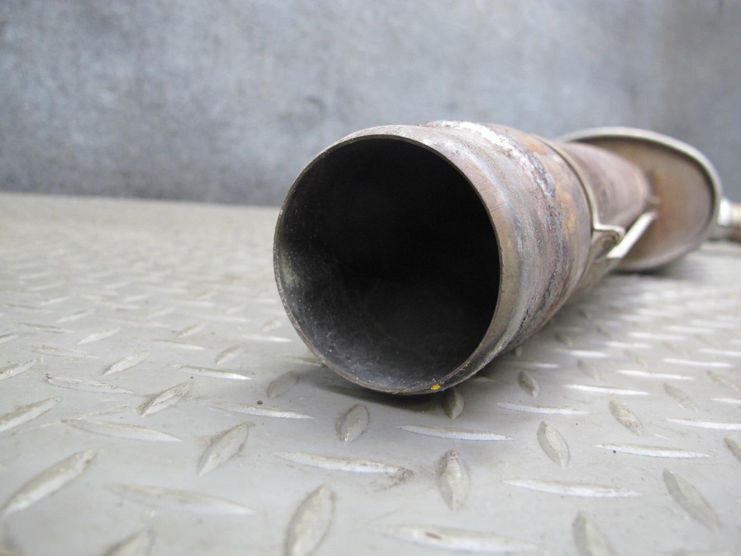 95-97 Toyota Celsior UCF20 Exhaust Intermediate Y Pipe w Lambda Sensor OEM