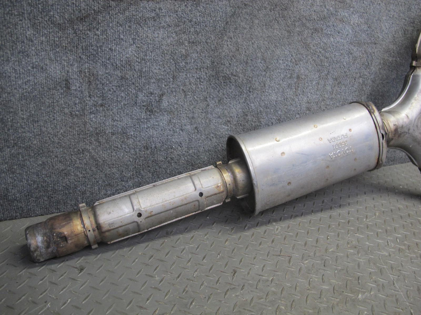 95-97 Toyota Celsior UCF20 Exhaust Intermediate Y Pipe w Lambda Sensor OEM