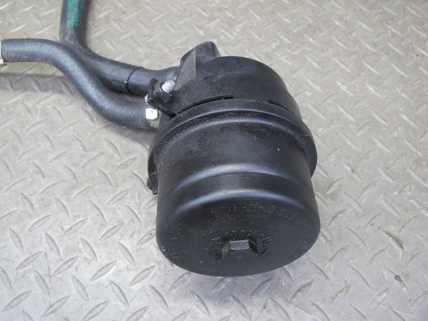 2012-2018 BMW F12 F13 M6 S63T Power Steering Fluid Oil Reservoir Tank W/ Line