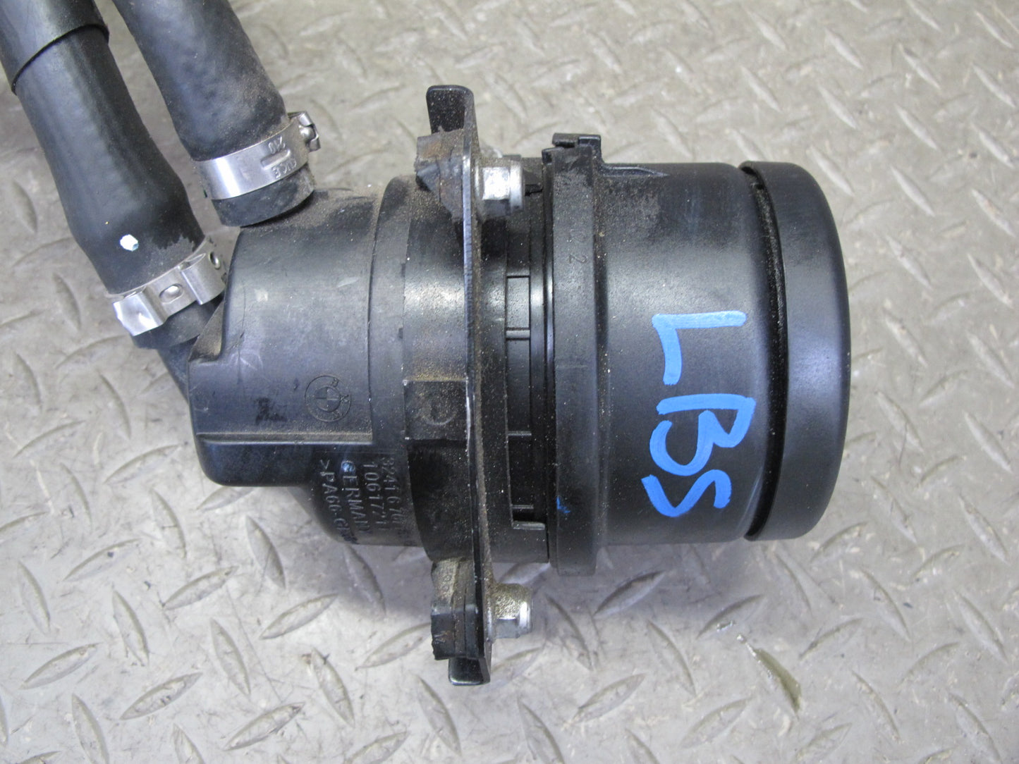 2012-2018 BMW F12 F13 M6 S63T Power Steering Fluid Oil Reservoir Tank W/ Line