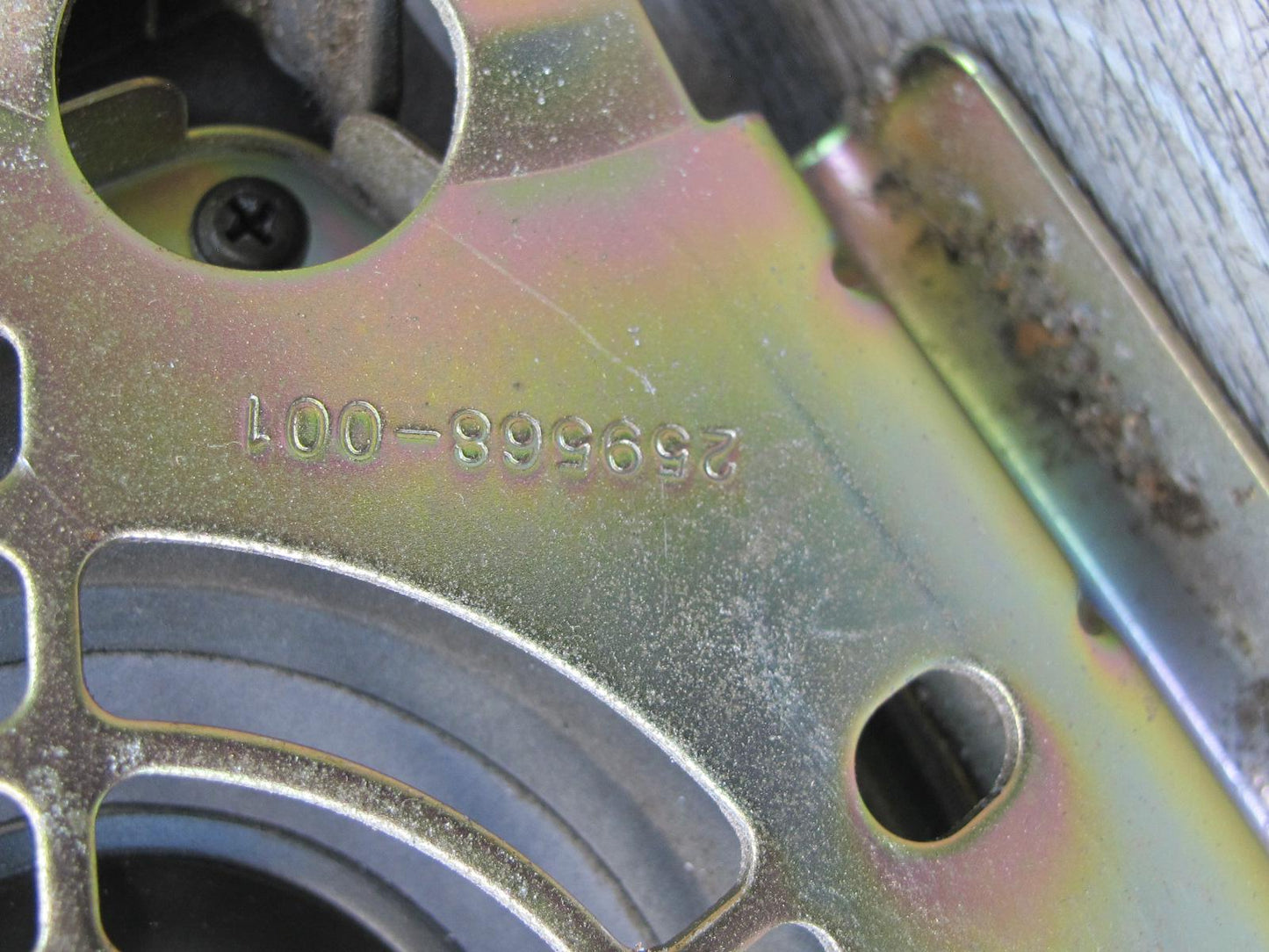 2003-2007 Hummer H2 Bose Audio Subwoofer Speaker Box 15177436