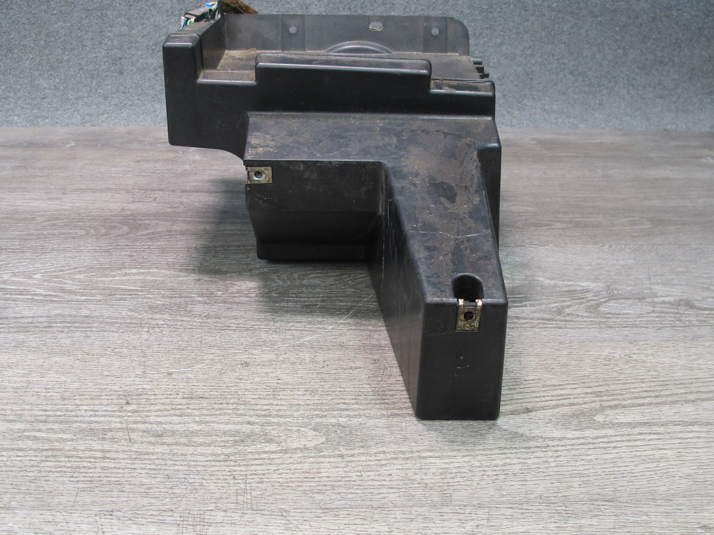 2003-2007 Hummer H2 Bose Audio Subwoofer Speaker Box 15177436