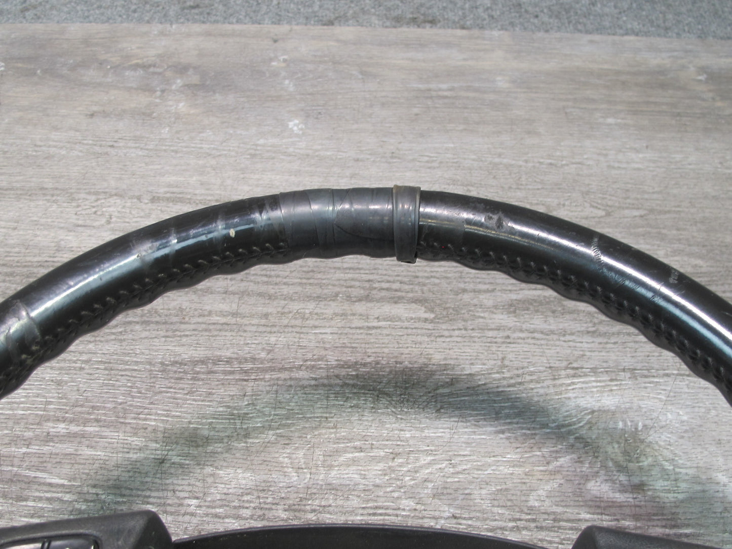 2003-2007 Hummer H2 Leather Black Steering W/ Controls