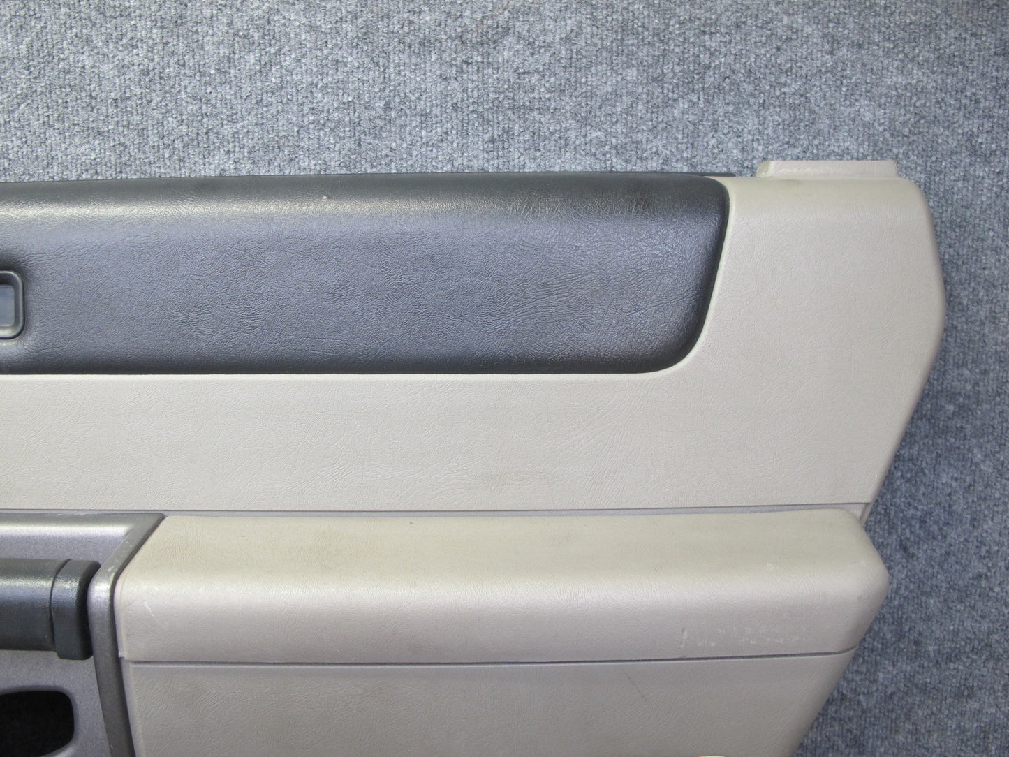 2003-2004 Hummer H2 Rear Right Pass Side Door Interior Trim Cover Panel