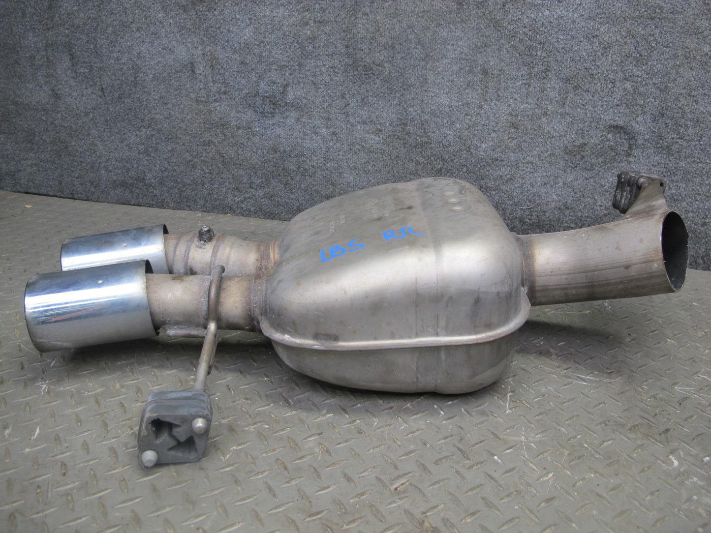 2012-2018 BMW F12 F13 M6 S63T Rear Left & Right Exhaust Muffler W/ Tips Set