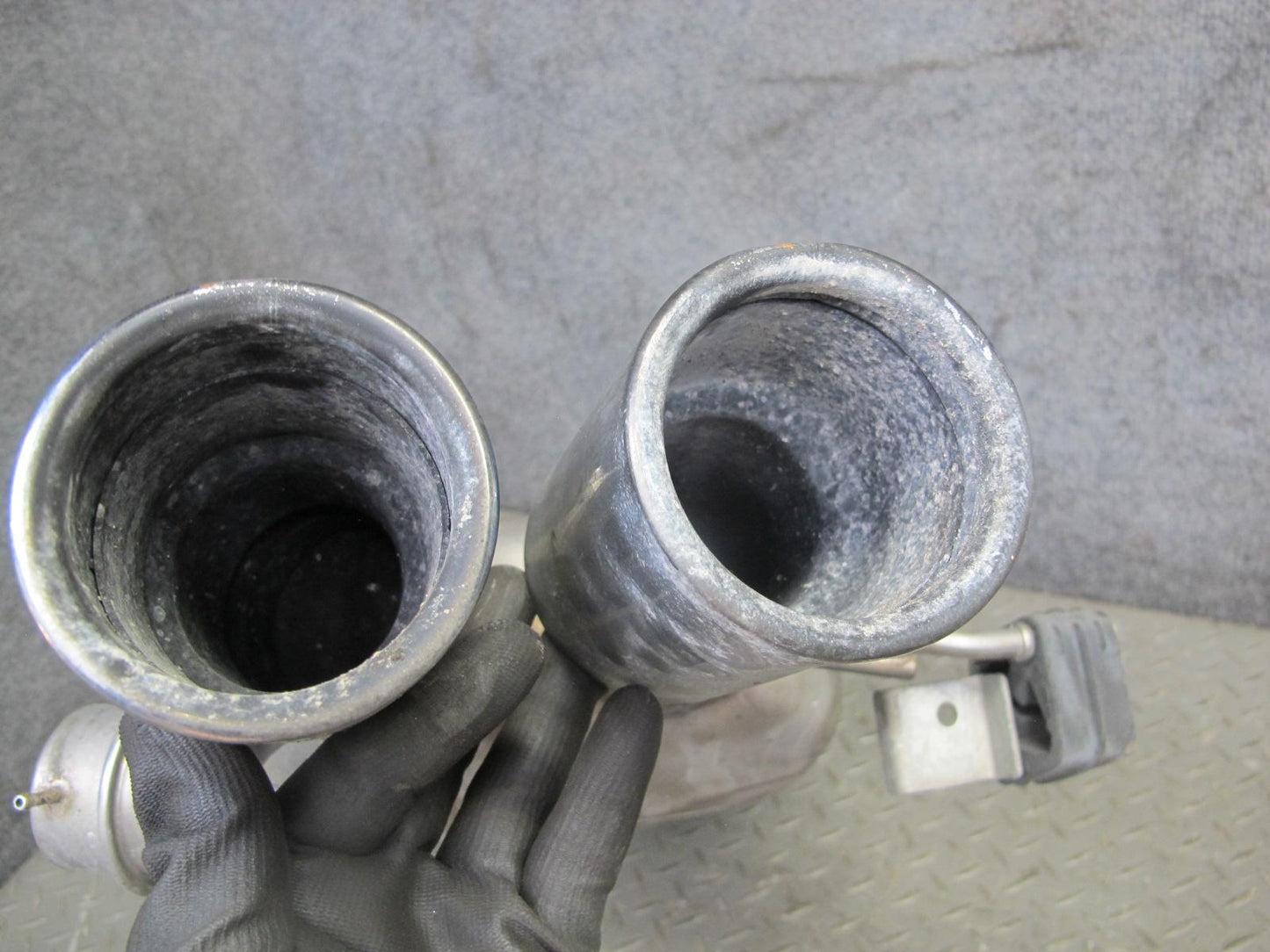 2012-2018 BMW F12 F13 M6 S63T Rear Left & Right Exhaust Muffler W/ Tips Set