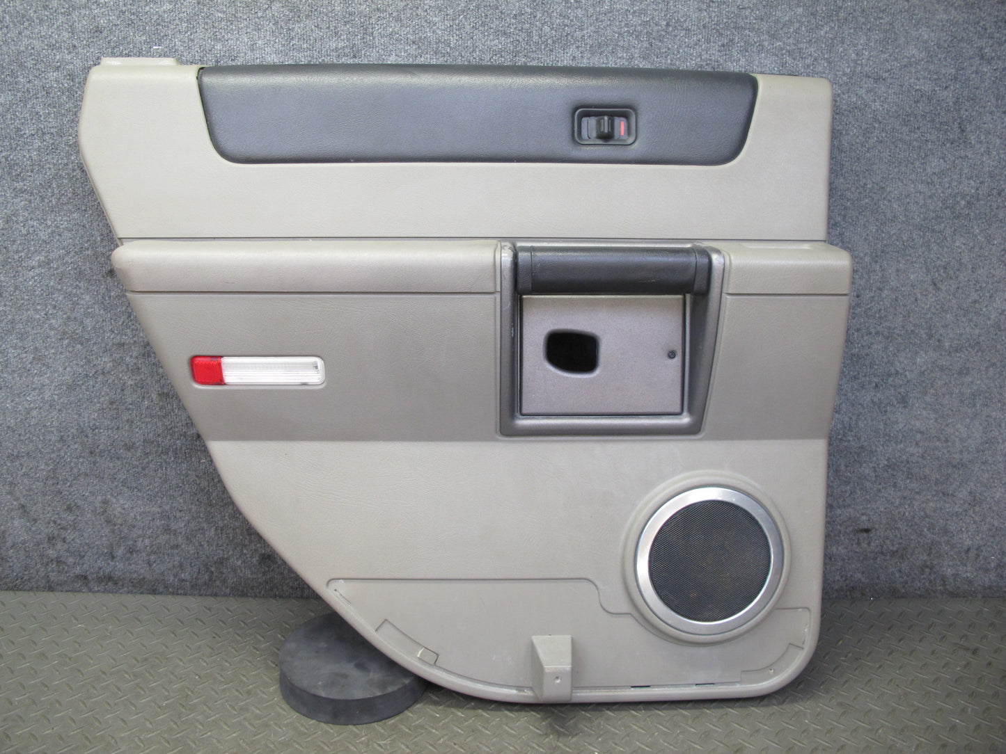 2003-2004 Hummer H2 Rear Left Driver Side Door Interior Trim Cover Panel