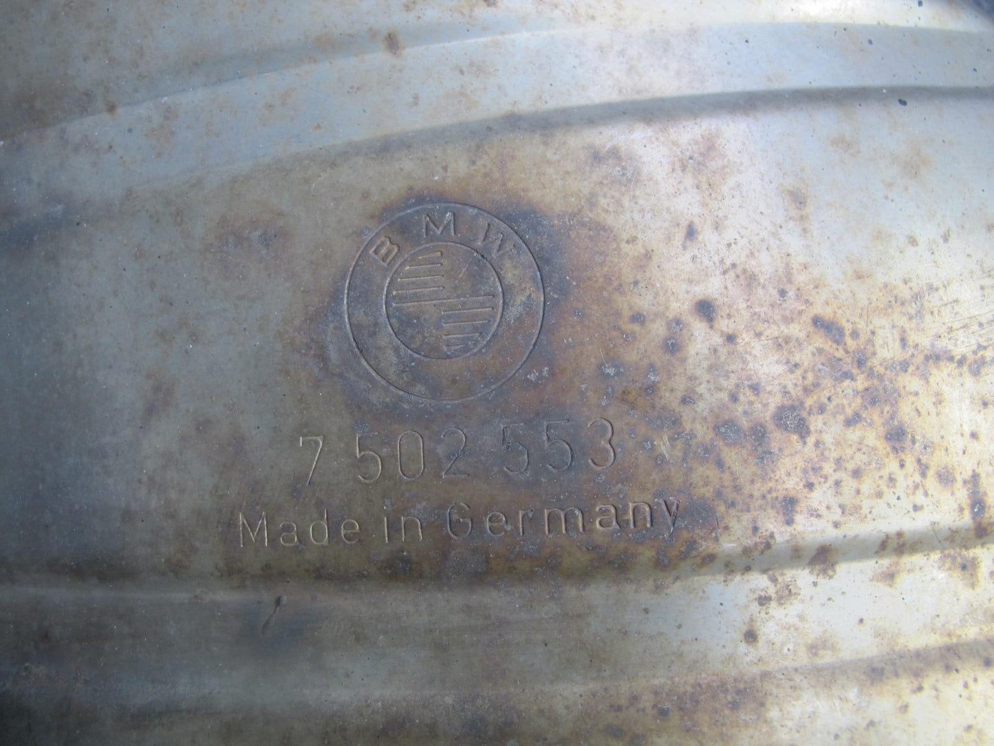 01-06 BMW E46 330ci Convertible Rear Exhaust Muffler 7502553 OEM