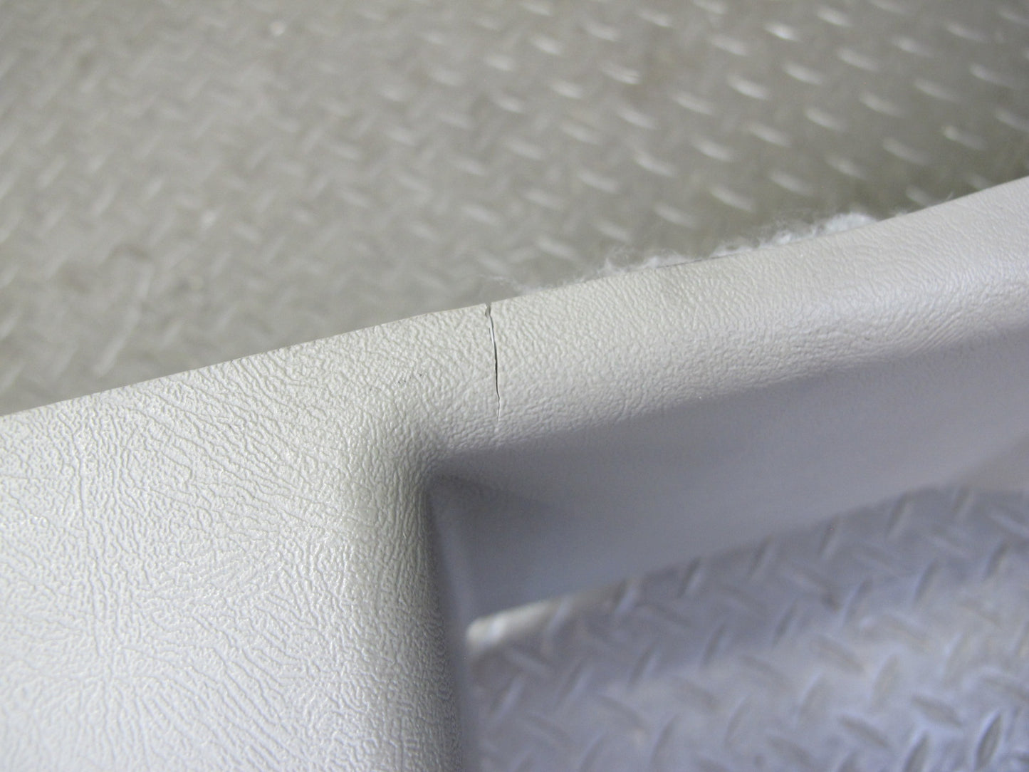 2003-2007 Hummer H2 Right & Left Side Upper Lower B Pillar Trim Cover Panel Set