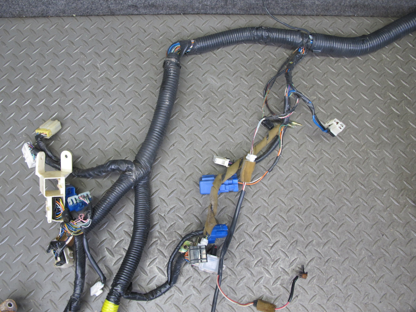 1991 Nissan Z32 300ZX 2+0 Coupe Turbo A/T Under Dash Wire Wiring Harness OEM
