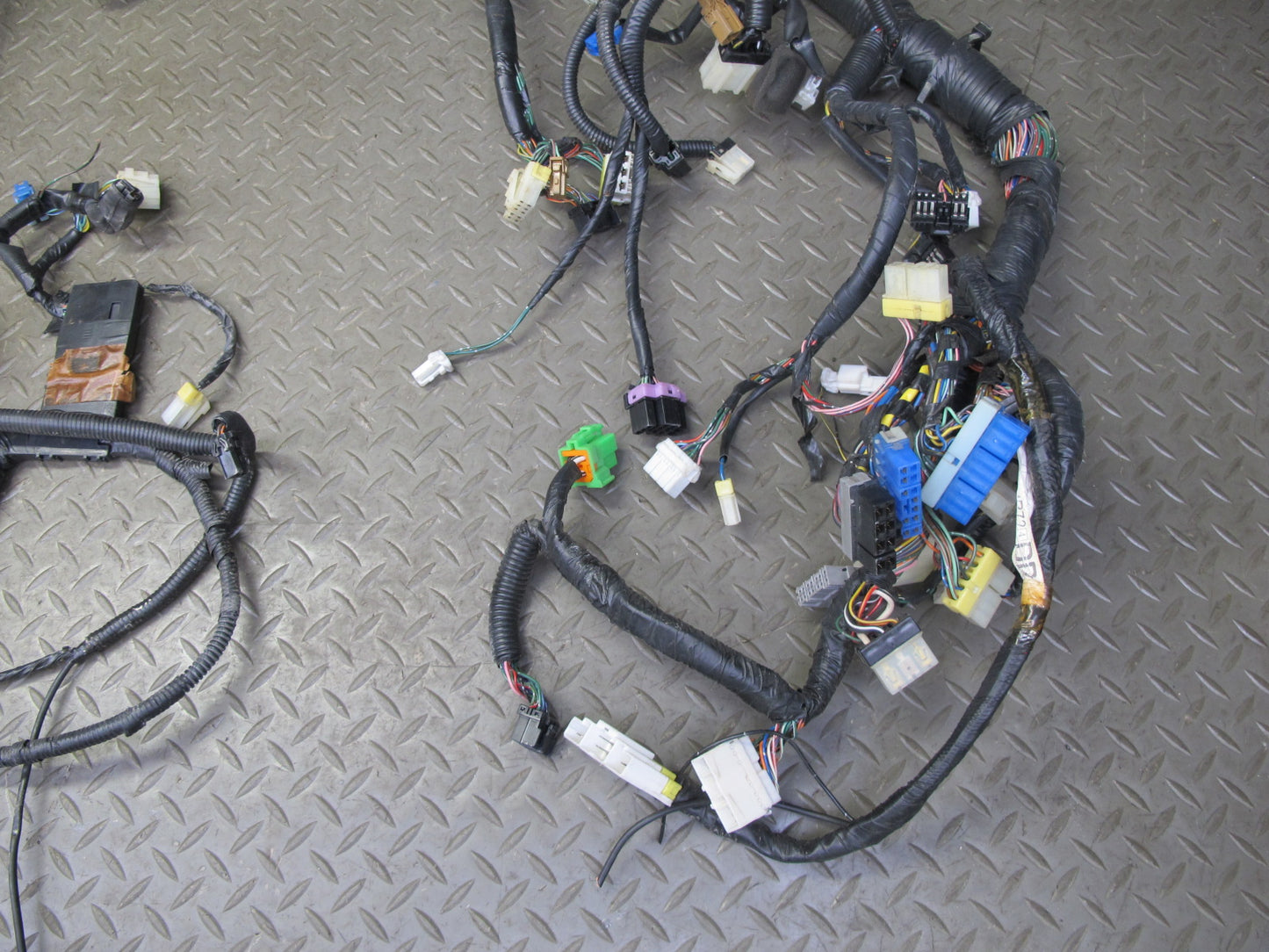 1991 Nissan Z32 300ZX 2+0 Coupe Turbo A/T Under Dash Wire Wiring Harness OEM