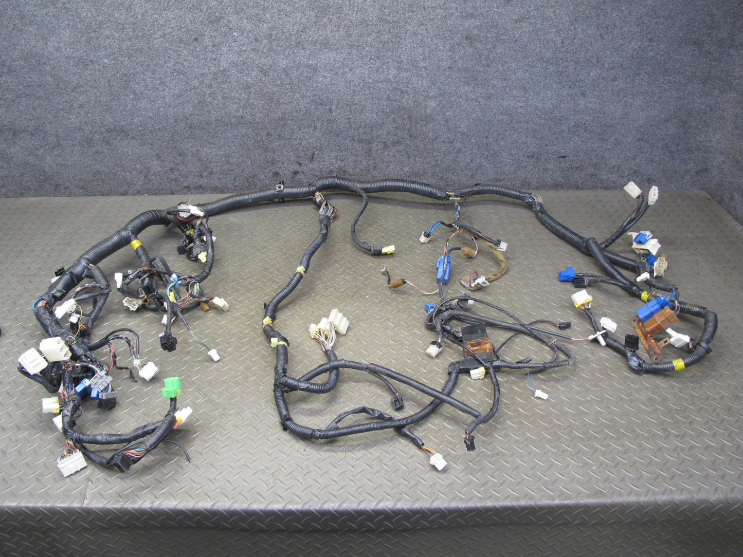 1991 Nissan Z32 300ZX 2+0 Coupe Turbo A/T Under Dash Wire Wiring Harness OEM