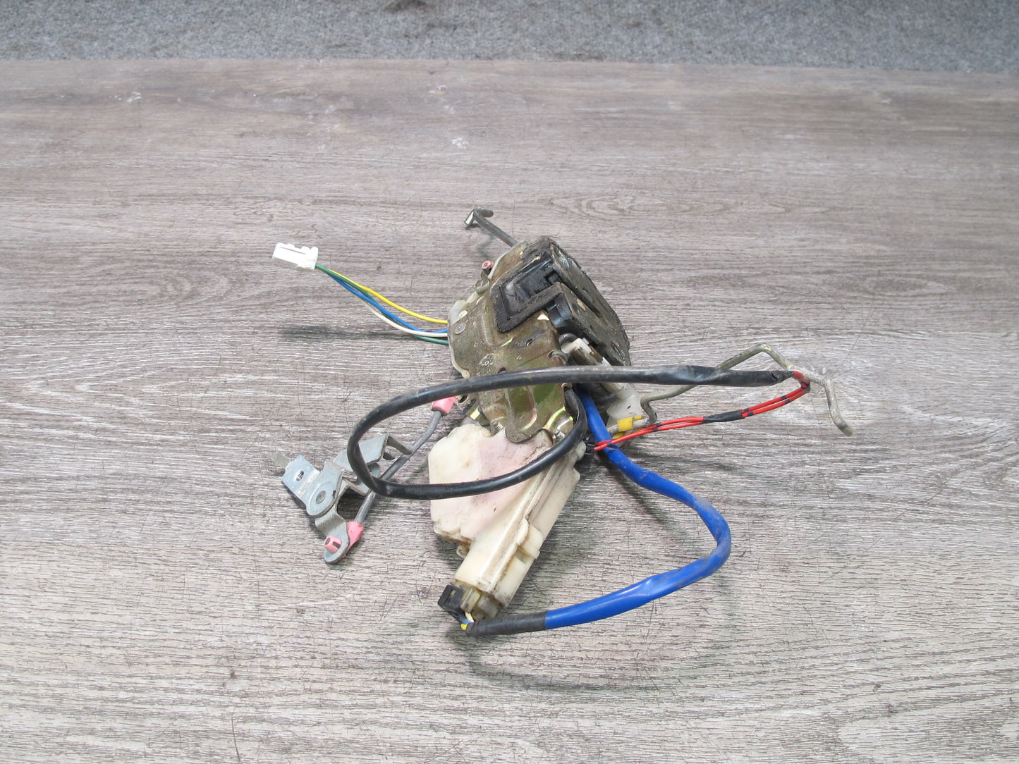 90-91 Nissan 300ZX Z32 2+0 Right Pass Door Lock Latch Actuator 80550-30P00 OEM