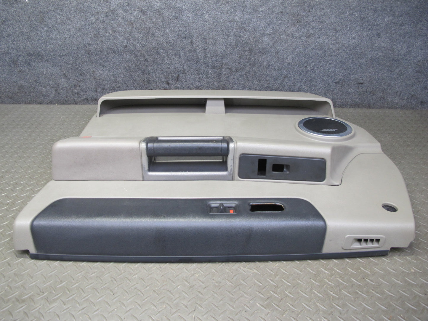 2003-2004 Hummer H2 Front Right Pass Side Door Interior Trim Cover Panel