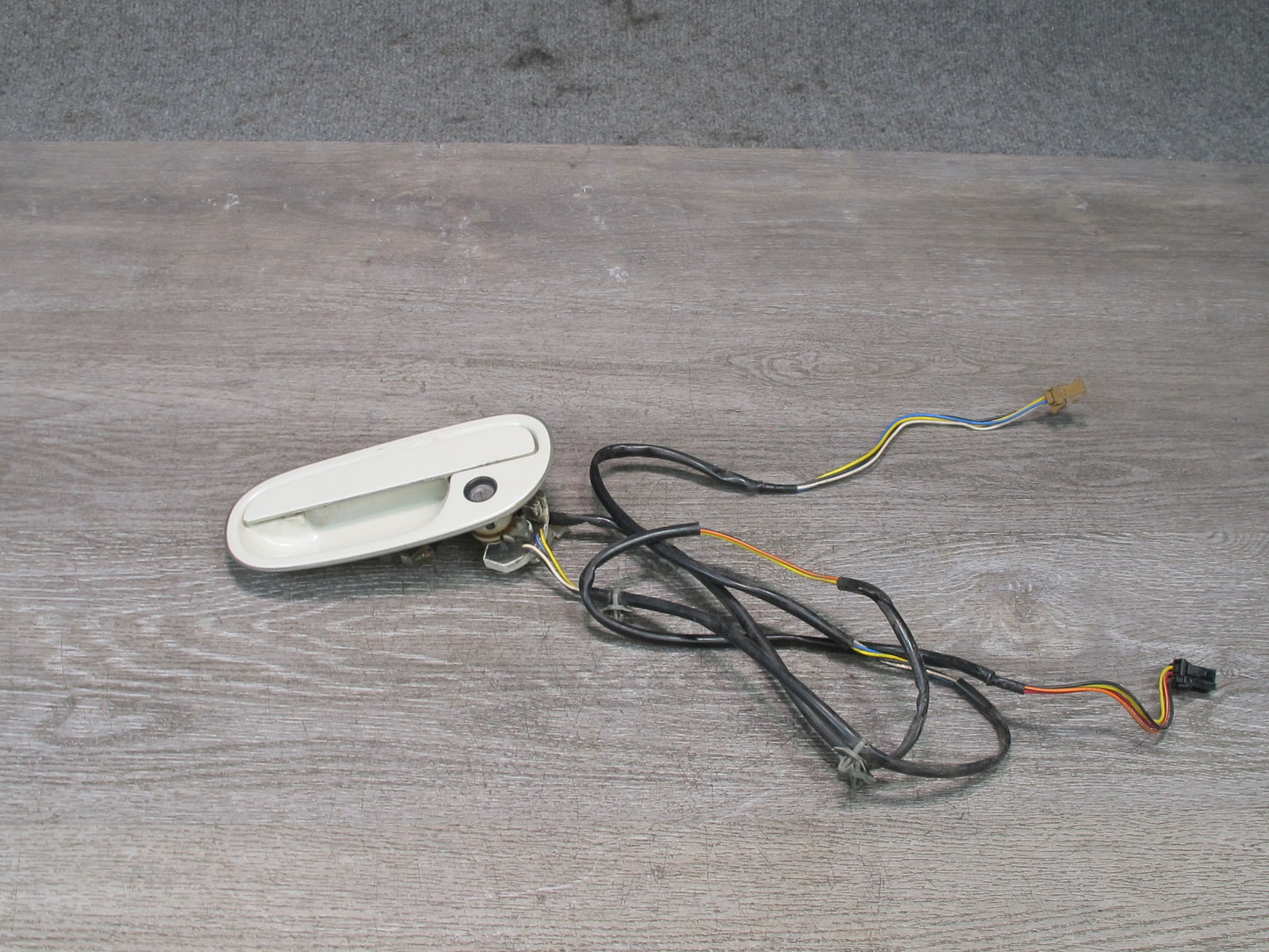 90-91 Nissan Z32 300ZX Set of 2 Left & Right Door Exterior Handle OEM