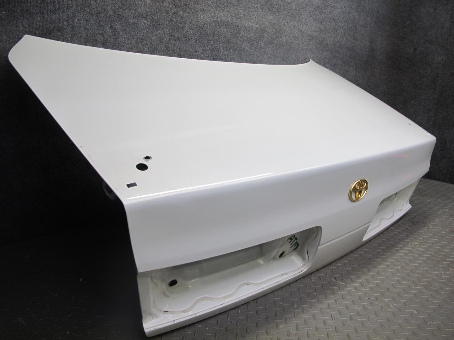 96-98 Toyota MARK2 JZX100 Tourer Rear Trunk Deck Lid Shell Panel Cover OEM