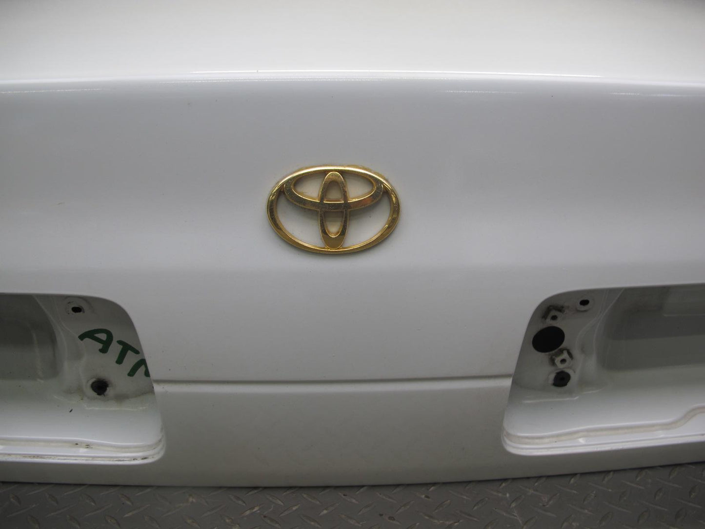 96-98 Toyota MARK2 JZX100 Tourer Rear Trunk Deck Lid Shell Panel Cover OEM