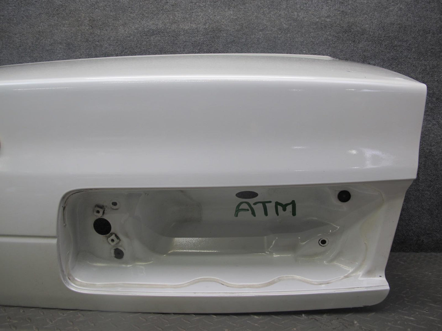 96-98 Toyota MARK2 JZX100 Tourer Rear Trunk Deck Lid Shell Panel Cover OEM