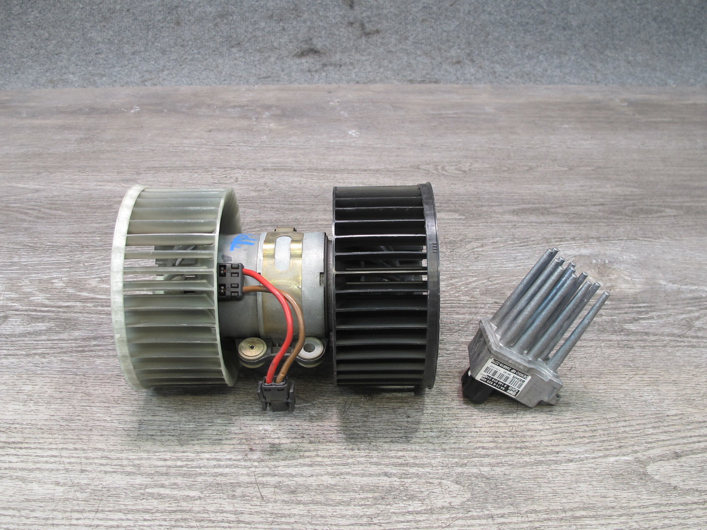 01-06 BMW E46 330ci A/C Heater Blower Motor Fan w Resistor OEM