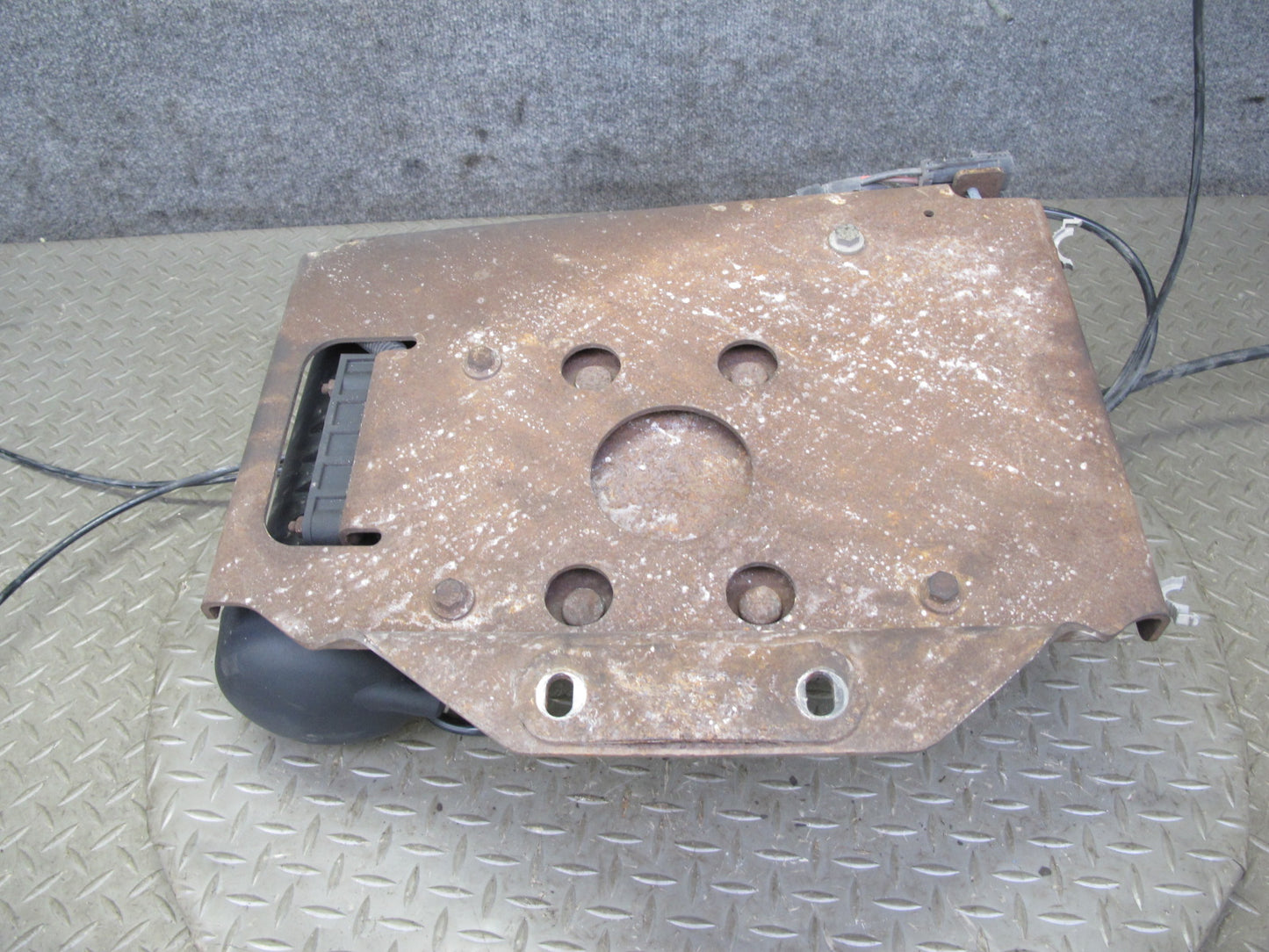 2003-2004 Hummer H2 Air Ride Suspension Compressor Pump Module 980421