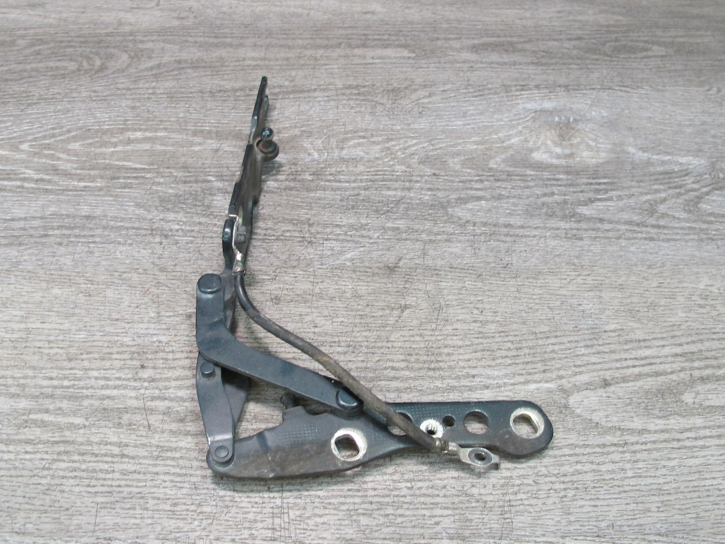 01-06 BMW E46 330ci Set of 2 Front Left & Right Hood Hinge Green OEM