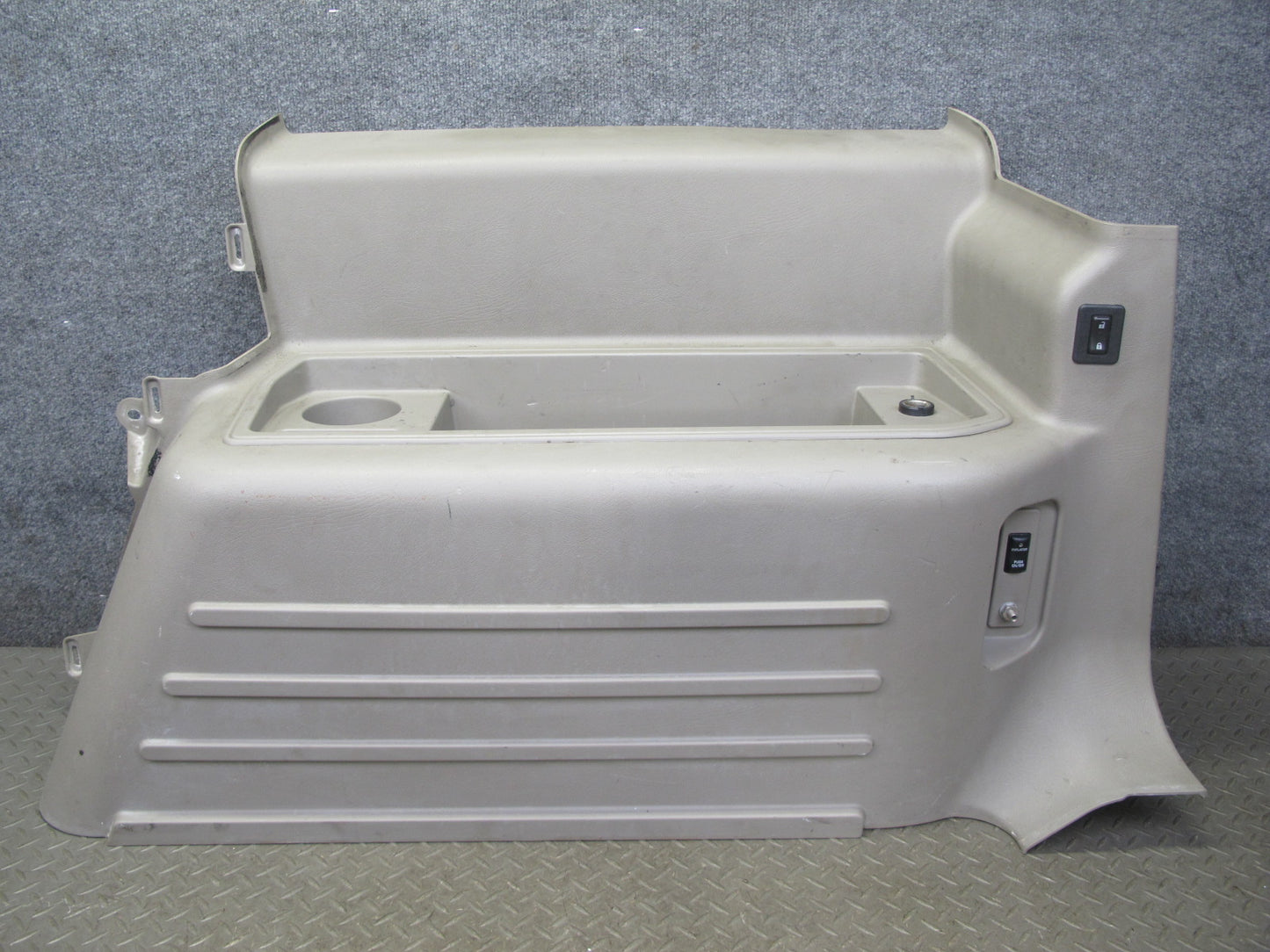 2003-2004 Hummer H2 Rear Right Pass Side Trunk Quarter Trim Cover Panel