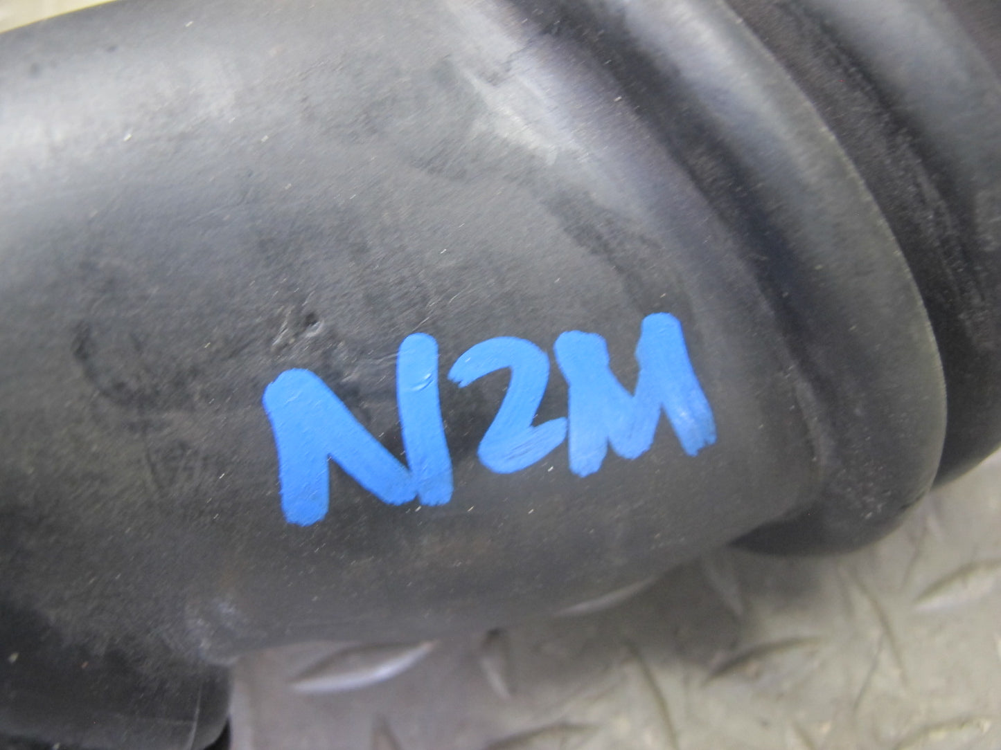 90-96 Nissan Z32 300ZX Turbo Set of 2 Left & Right Air Intake Duct Tube Pipe OEM